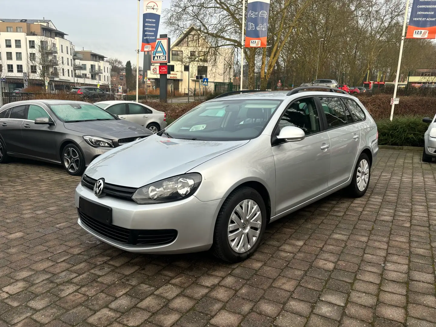 Volkswagen Golf Variant SW 1.6 CR TDi Trendline DPF - 1