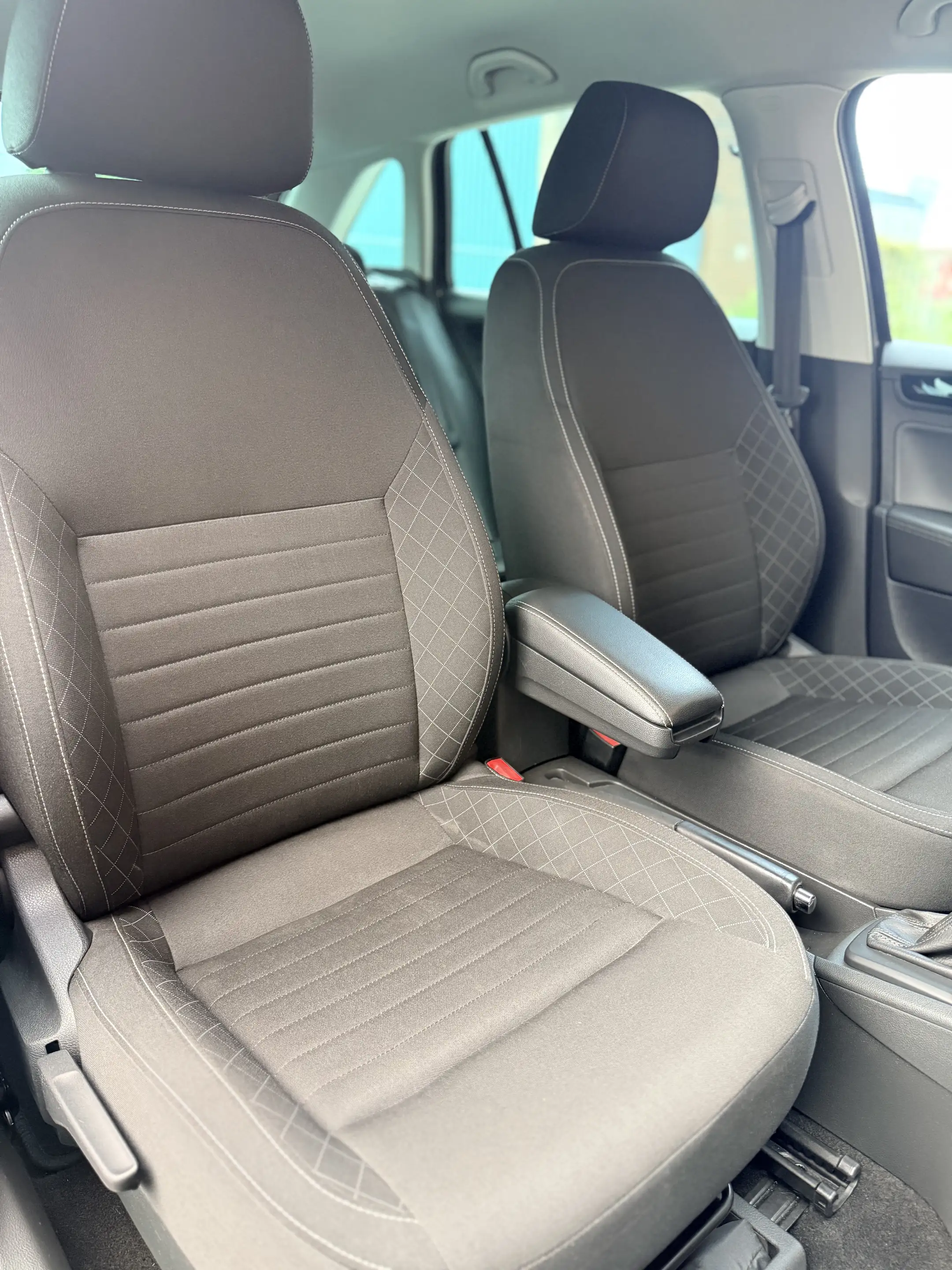 Skoda Rapid/Spaceback 1.4 TSI Style·DSG·Carplay·Cruise·Climate·17" LM nw — photo 32