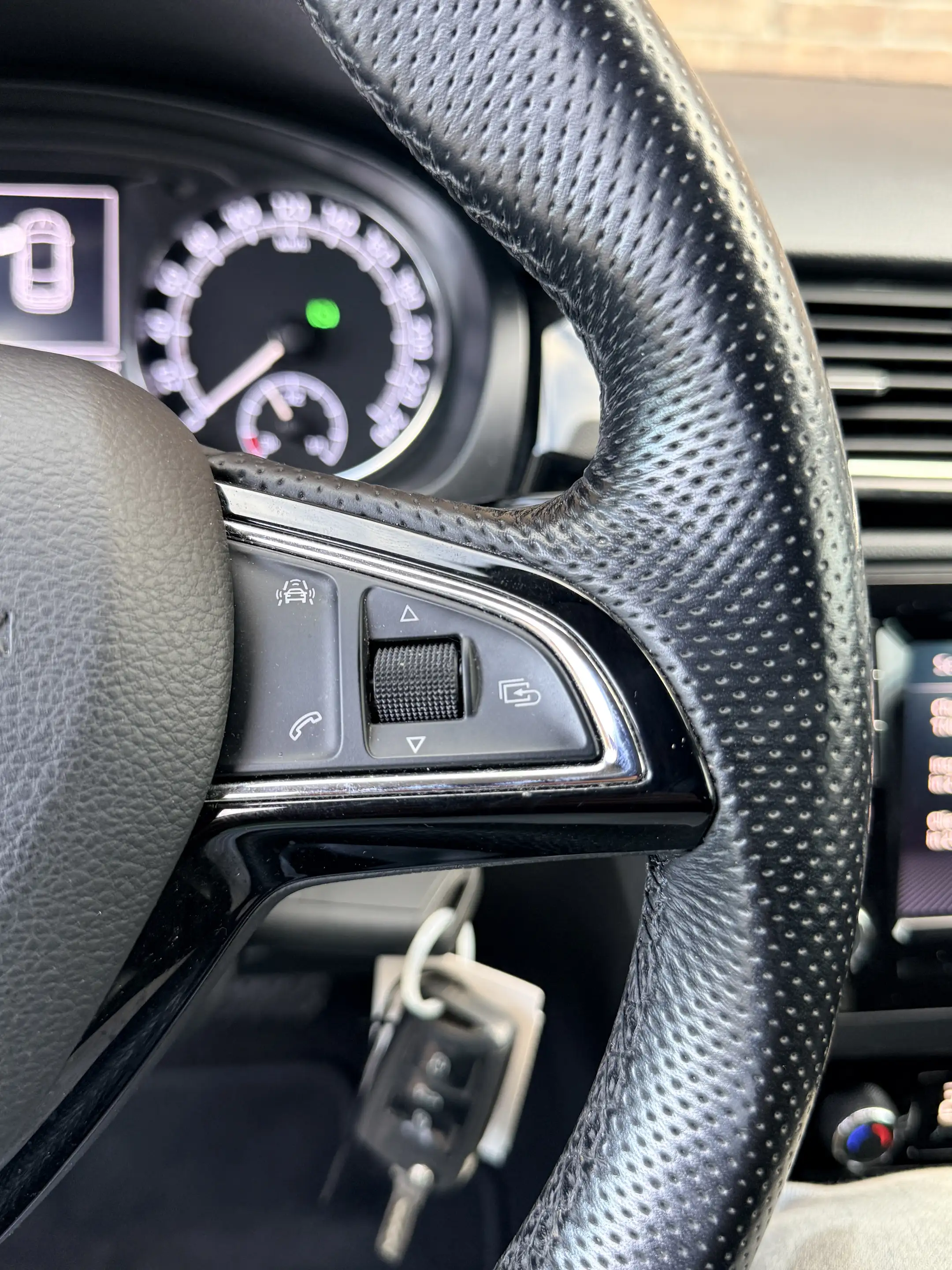 Skoda Rapid/Spaceback 1.4 TSI Style·DSG·Carplay·Cruise·Climate·17" LM nw — photo 16
