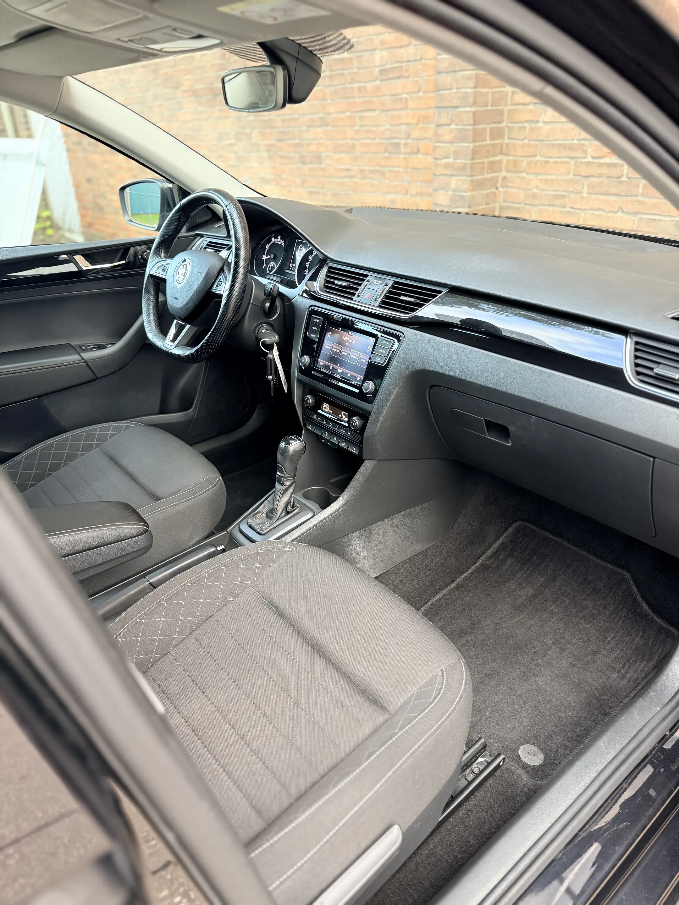 Skoda Rapid/Spaceback 1.4 TSI Style·DSG·Carplay·Cruise·Climate·17" LM nw — photo 31