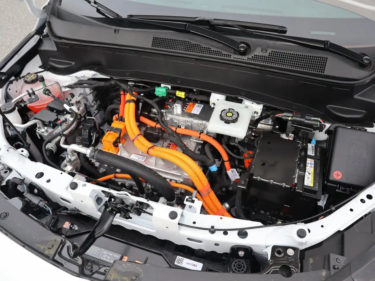 Chevrolet Bolt снимка Chevrolet Bolt