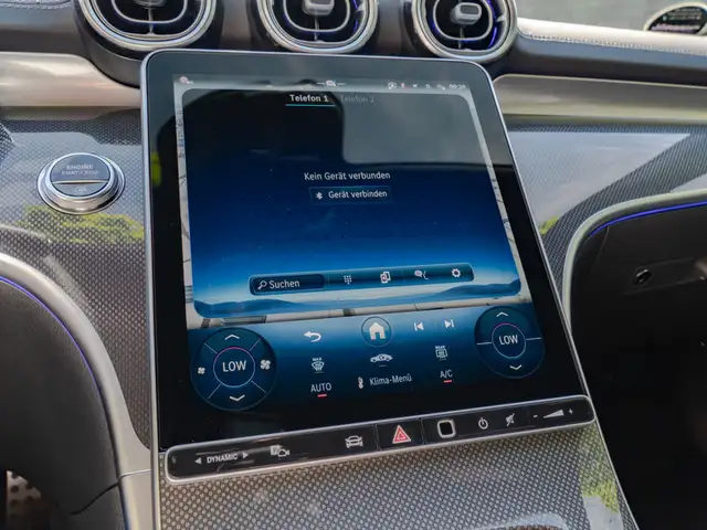 Mercedes-Benz C-Class view 21