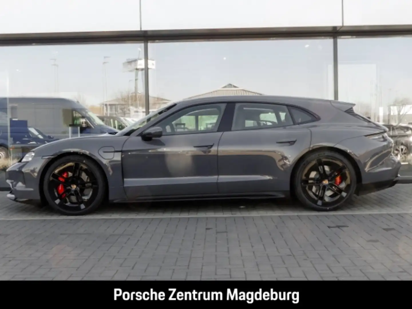 Porsche Taycan GTS Sport Turismo*BOSE*PANO*INNO*HD-MATRIX* Gris - 2