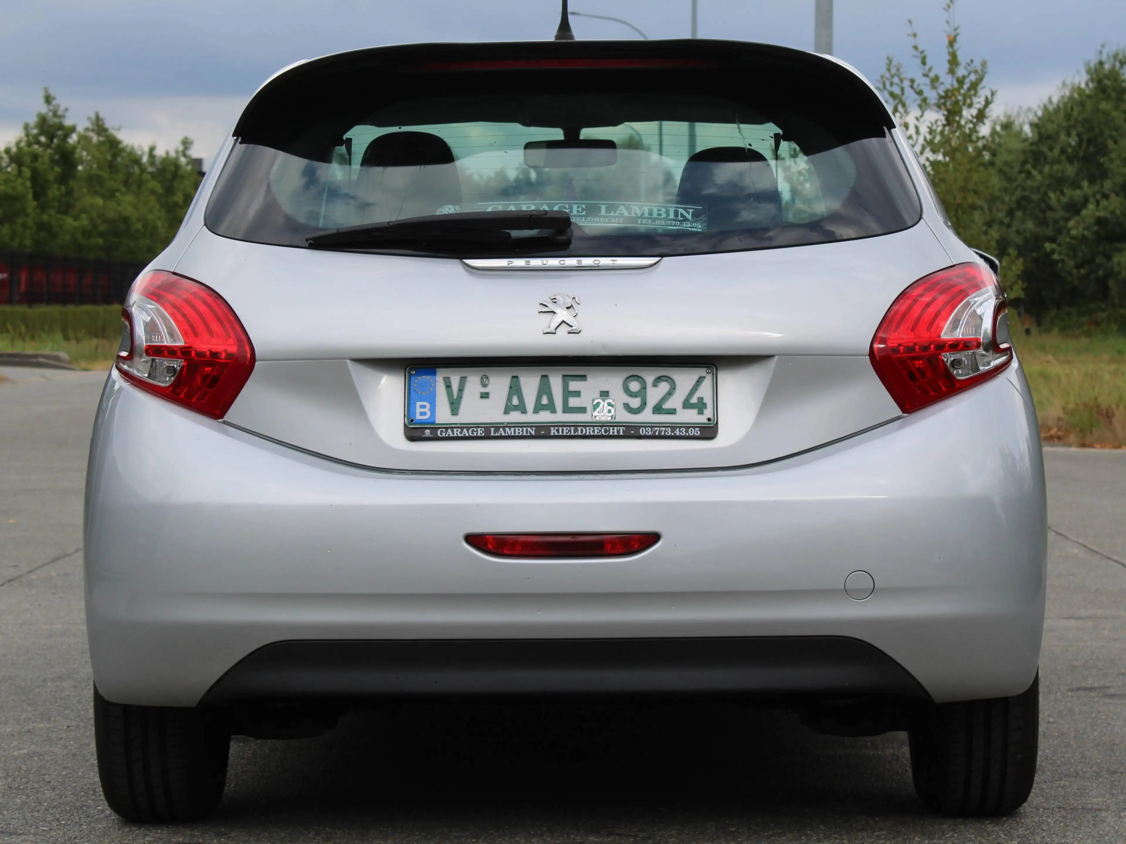Peugeot 208 208 1.0i Like — photo 4