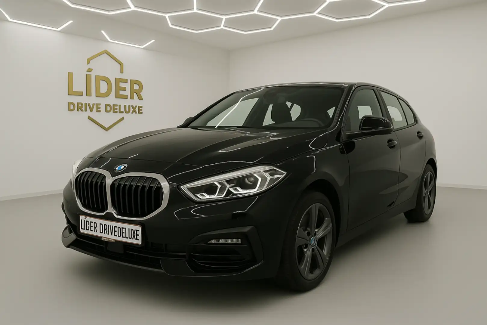 BMW 118 118iA Blanco - 1