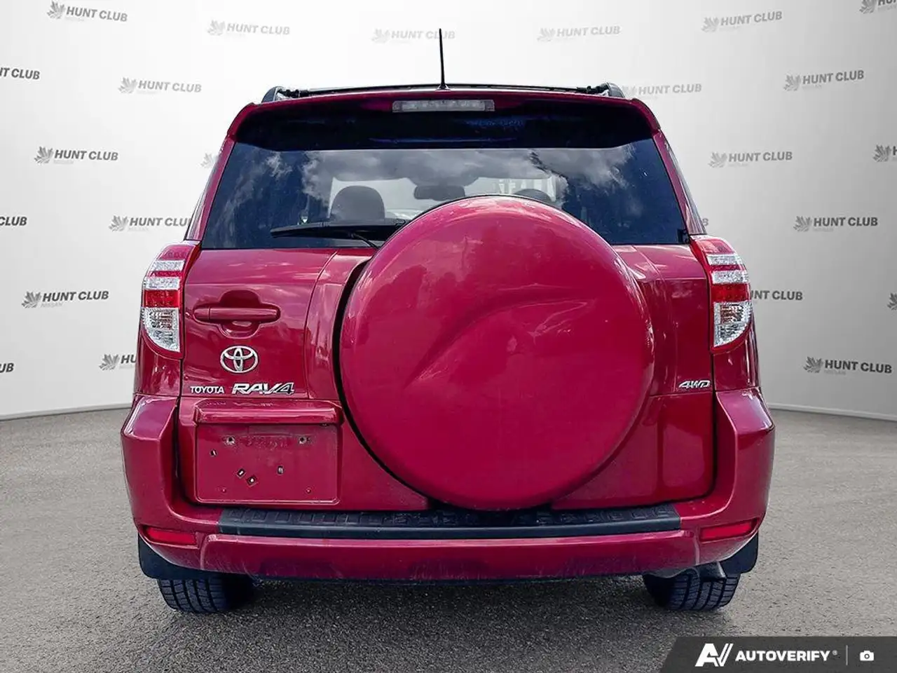 Toyota RAV 4 снимка Toyota RAV 4