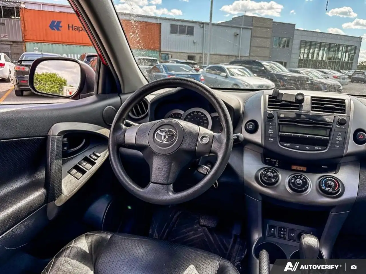 Toyota RAV 4 снимка Toyota RAV 4