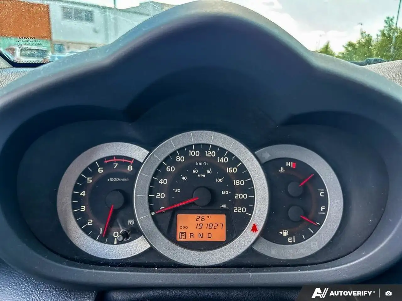 Toyota RAV 4 снимка Toyota RAV 4