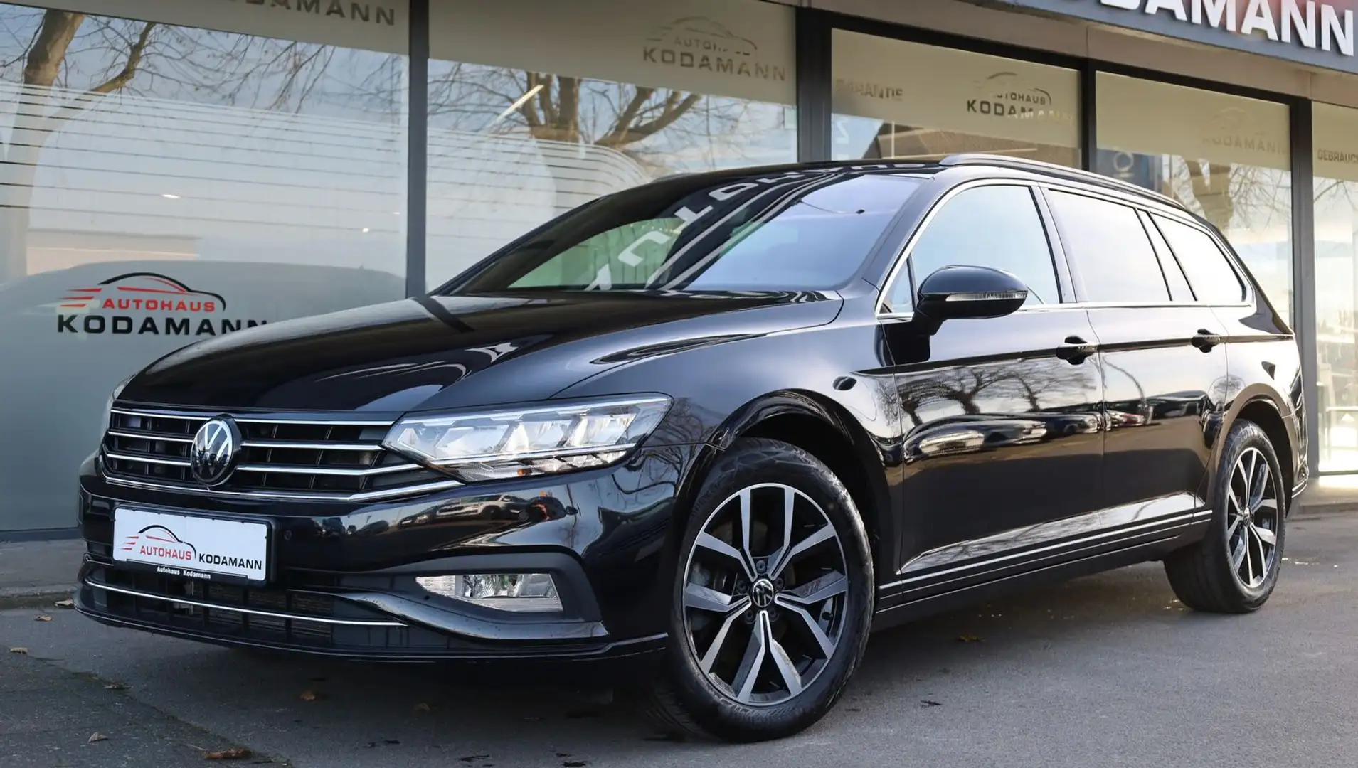 Volkswagen Passat Variant Business*Cam*Memory*Virtual*AHK* Schwarz - 1