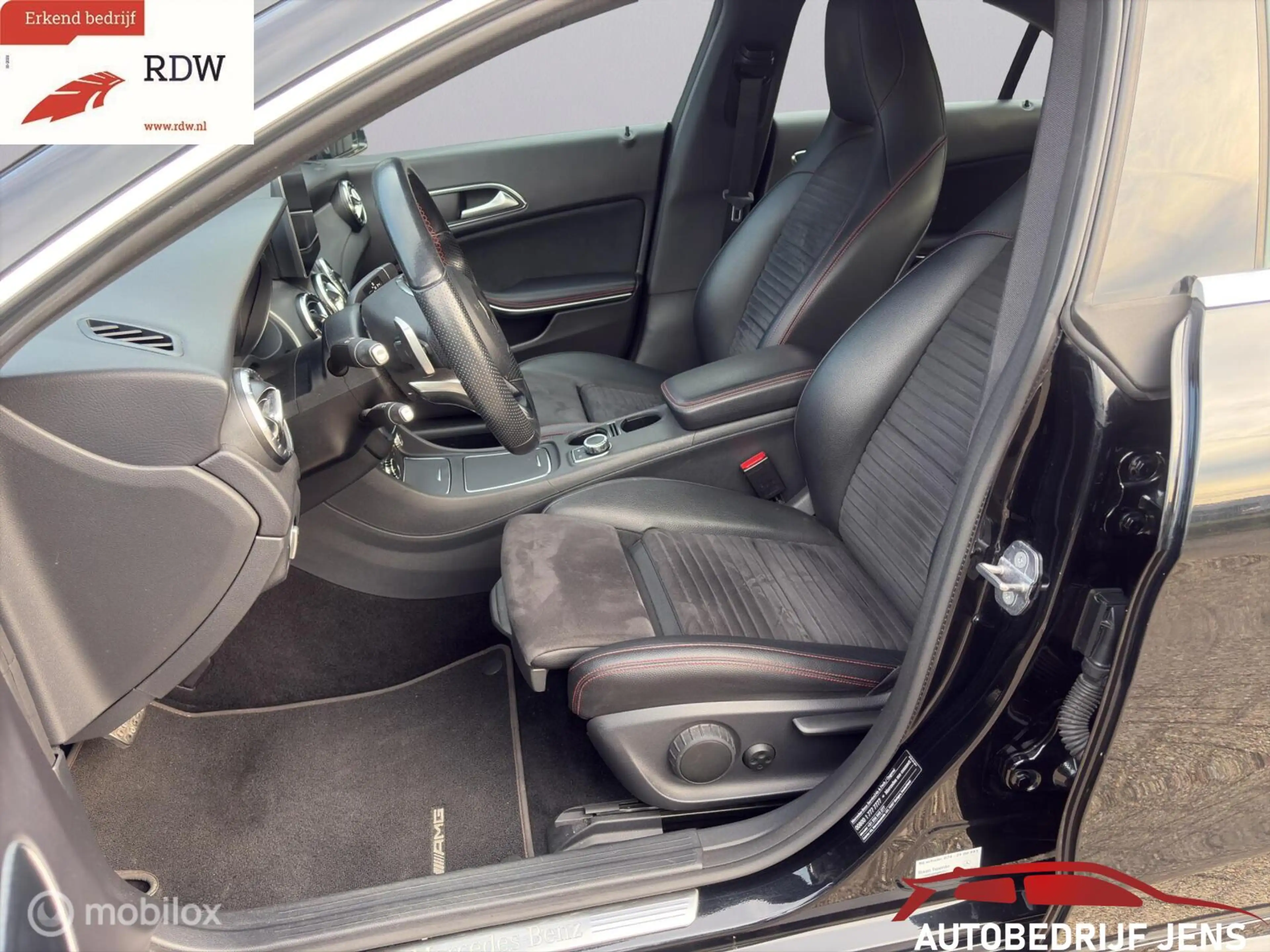 Mercedes-Benz CLA 180 Sport Edition Limited — photo 4