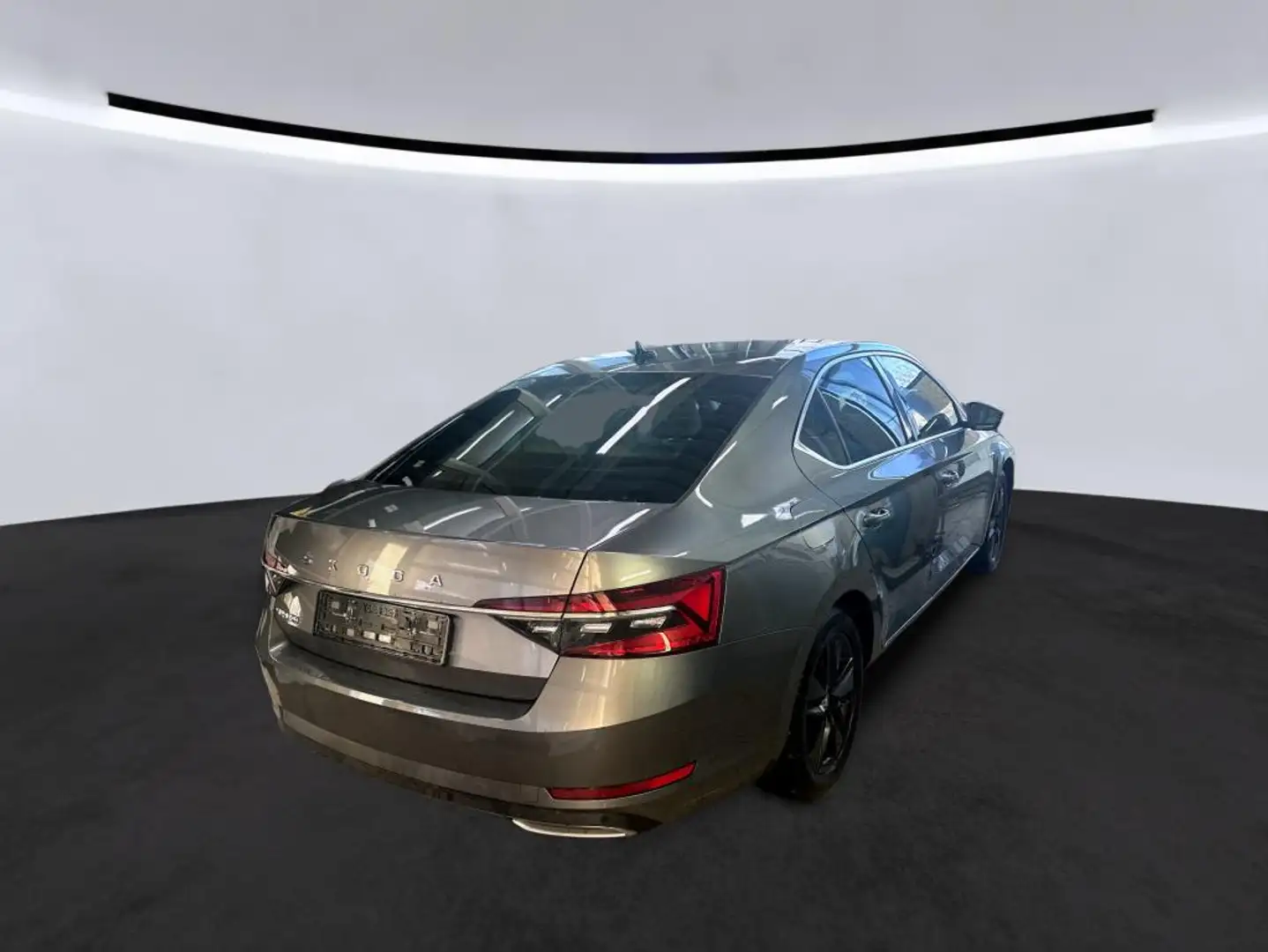 Skoda Superb Lim. 2.0 TSI L&K STHZ eSD LEDER AHK Gris - 2