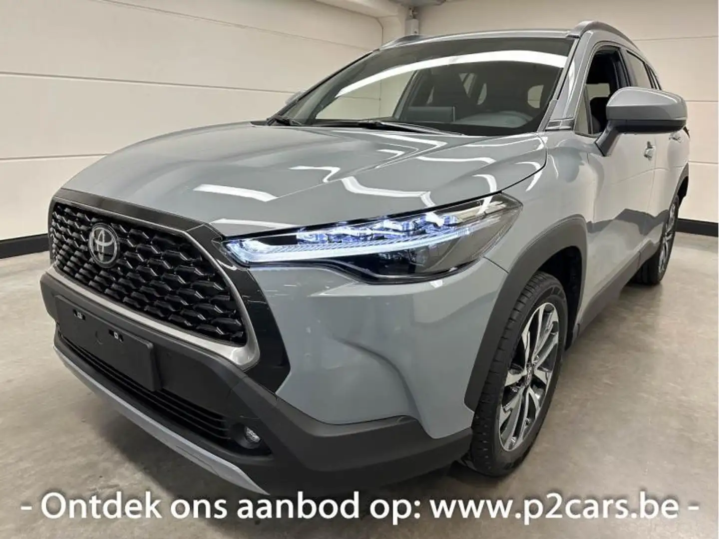 Toyota Corolla Cross Style Grijs - 2