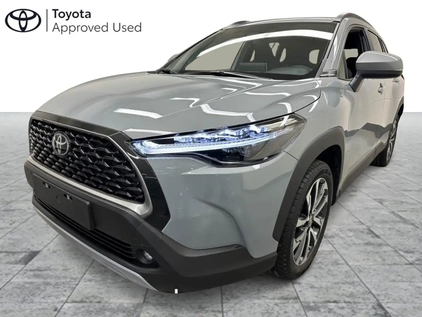 Toyota Corolla Cross Style Grijs - 1