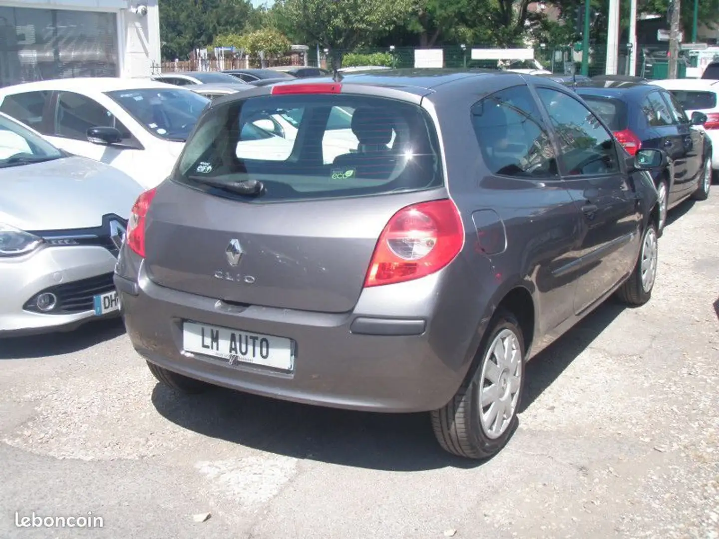 Renault Clio III 1.2 16V 75 AUTHENTIQUE 3P Gris - 2