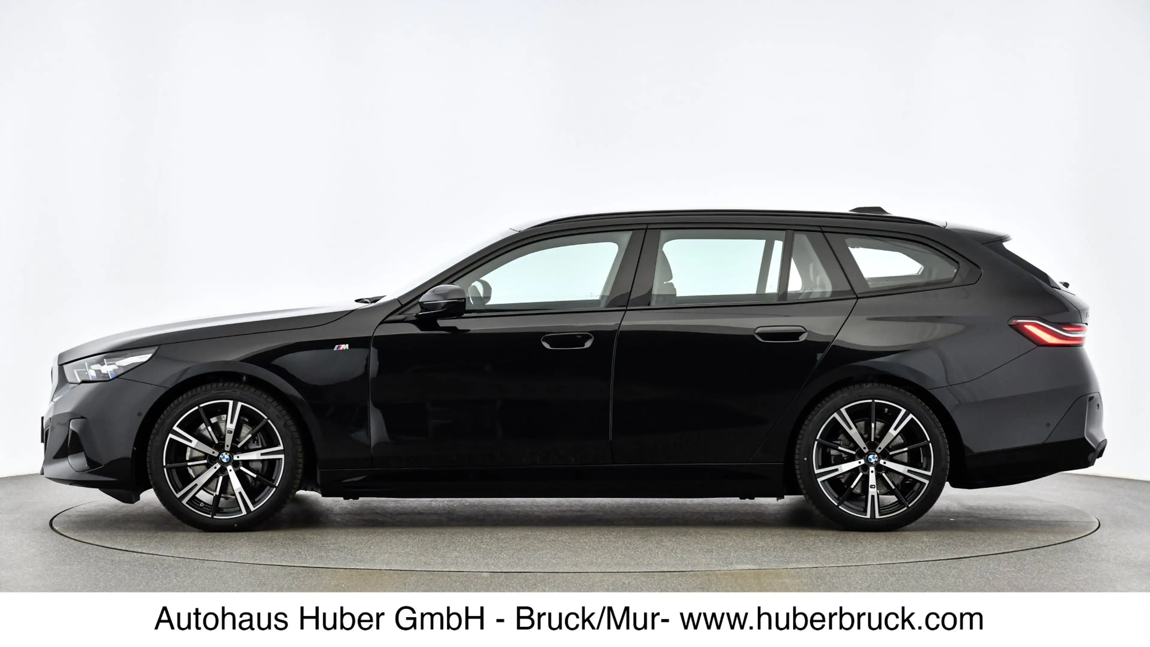 BMW i5 eDrive40 — photo 3