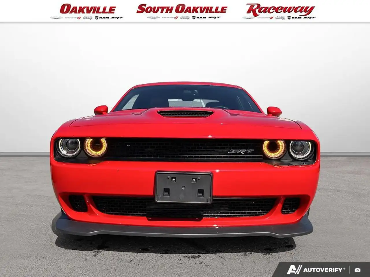Dodge Challenger снимка Dodge Challenger
