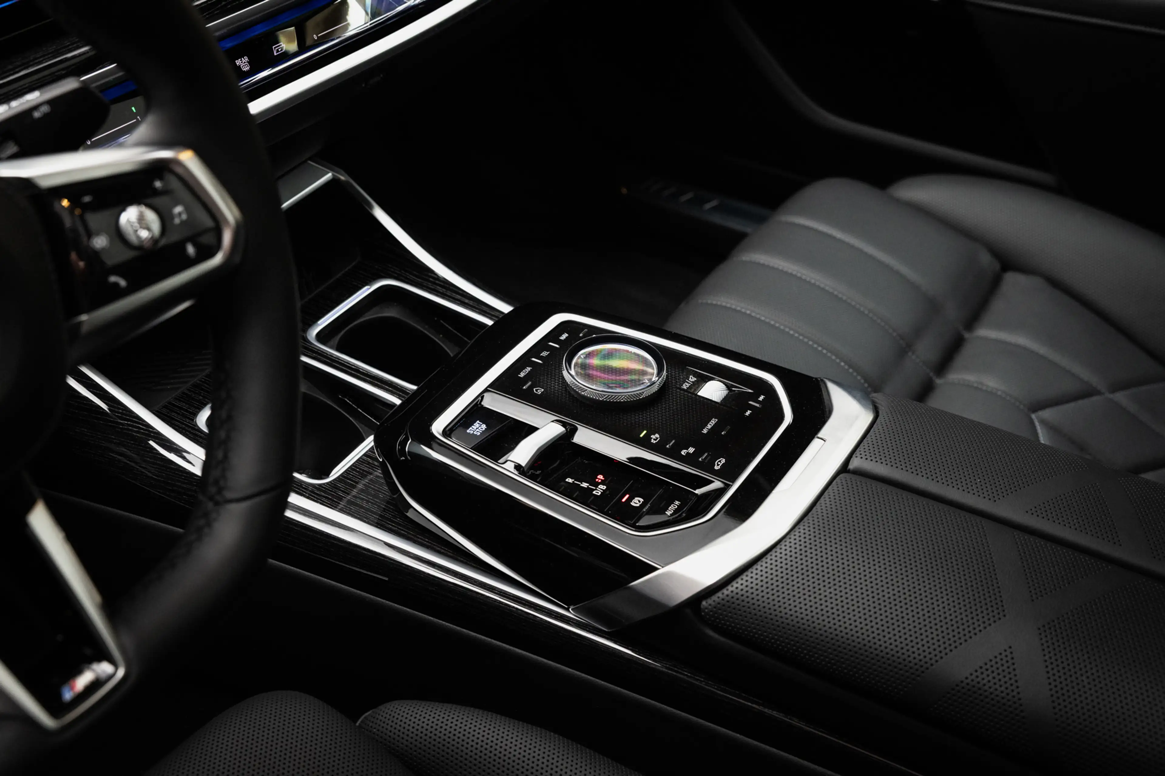 BMW i7 eDrive50 106kWh M Sport (455pk) Lage KM - Fabrieks — photo 6