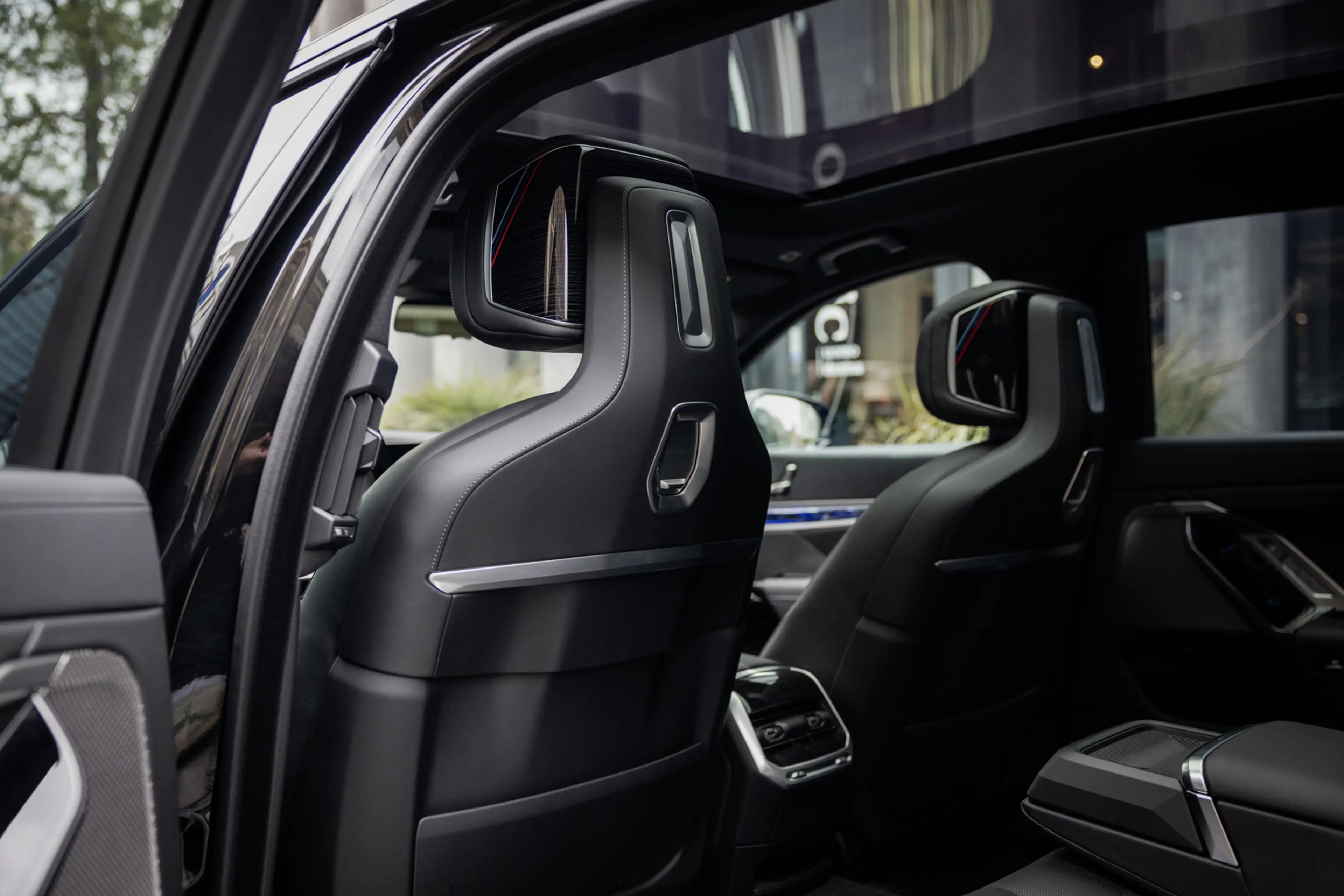 BMW i7 eDrive50 106kWh M Sport (455pk) Lage KM - Fabrieks — photo 13