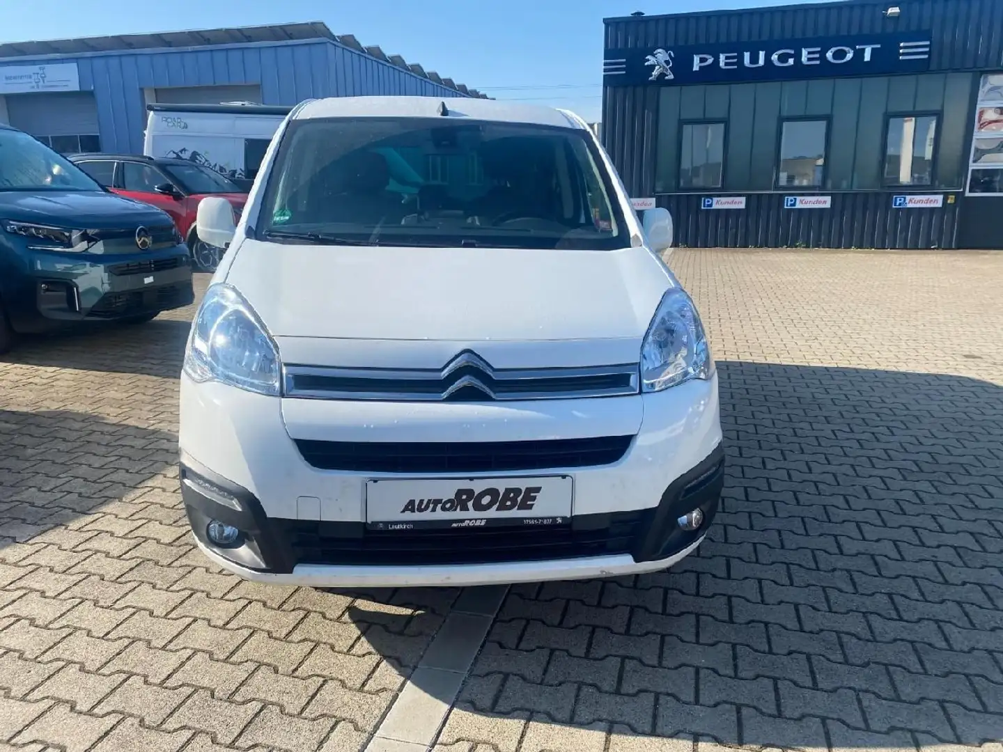 Citroen Berlingo Kombi Selection Diesel 120 PS 1 Hand Weiß - 1