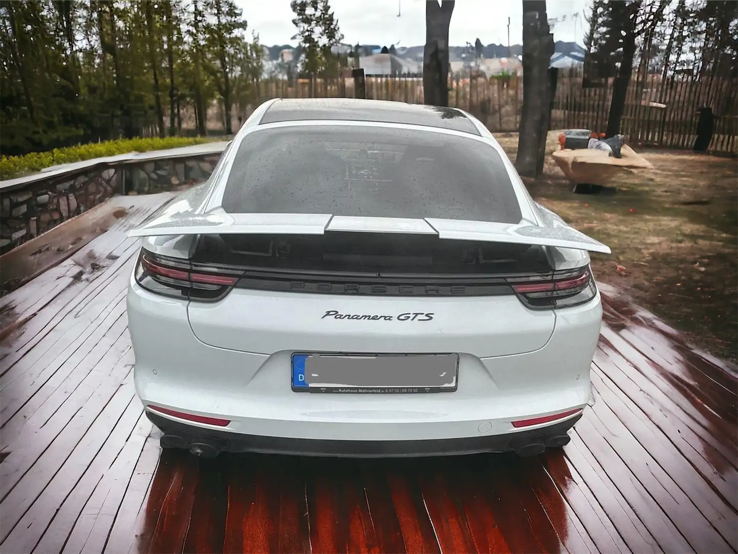 Porsche Panamera GTS Weiß - 2