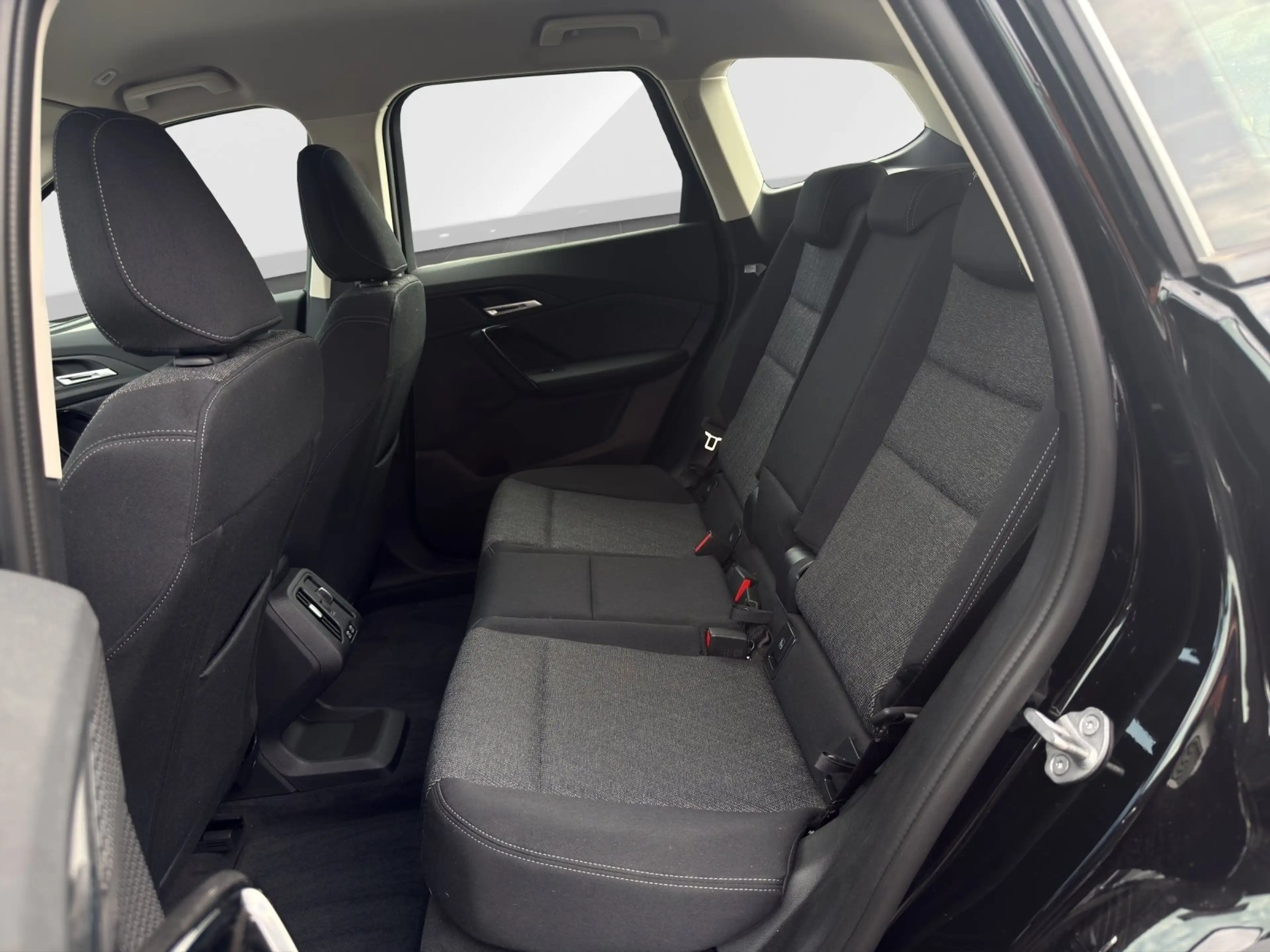 BMW iX 1 xDrive30 *AHK*ADPT FAHRW*KAMERA*WIDESCREEN*WÄRME — photo 13