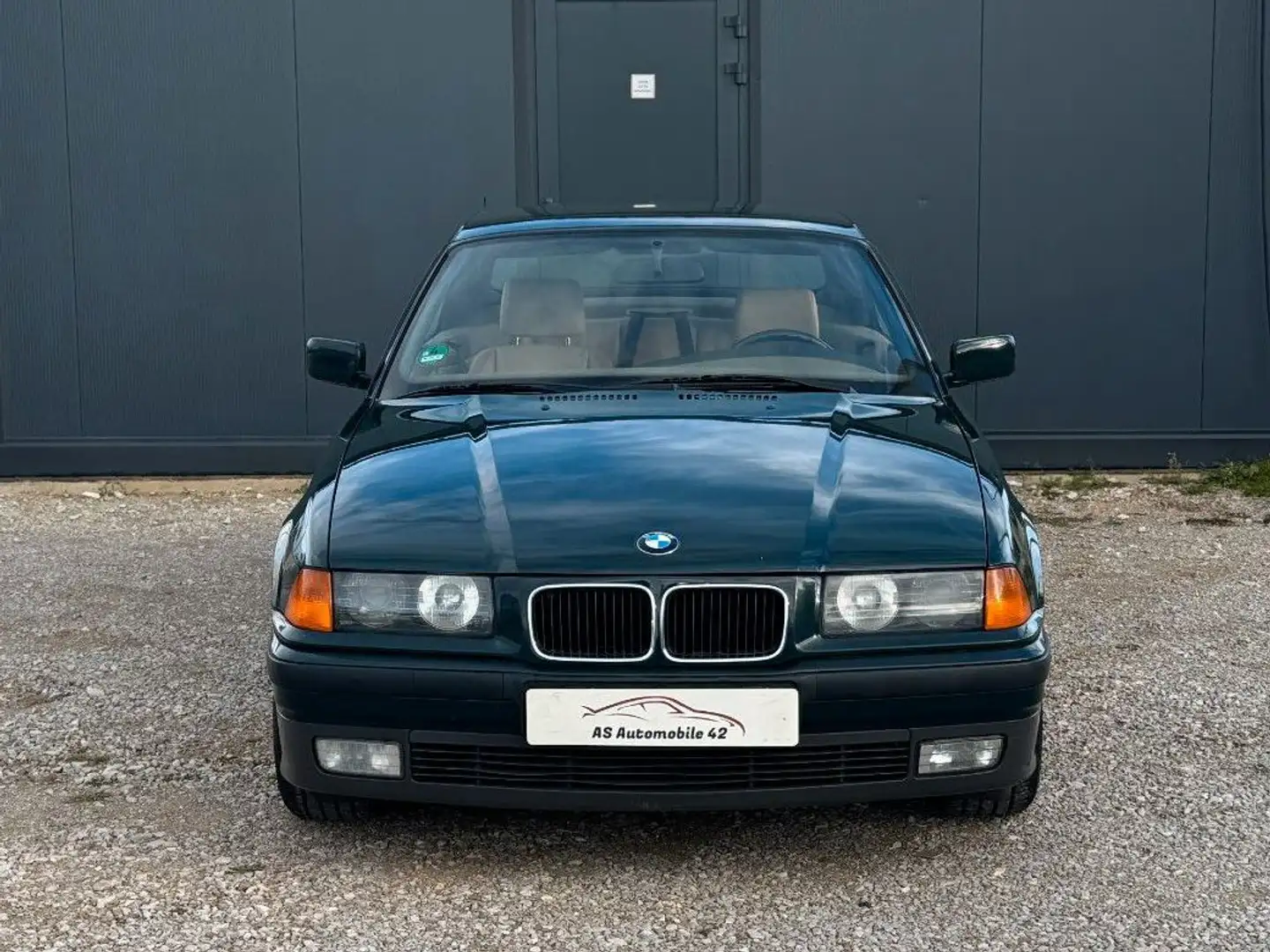 BMW 325 i E36 Cabrio *H-KENNZ.*HARDTOP*KLIMA*BC*SHZ* Vert - 2