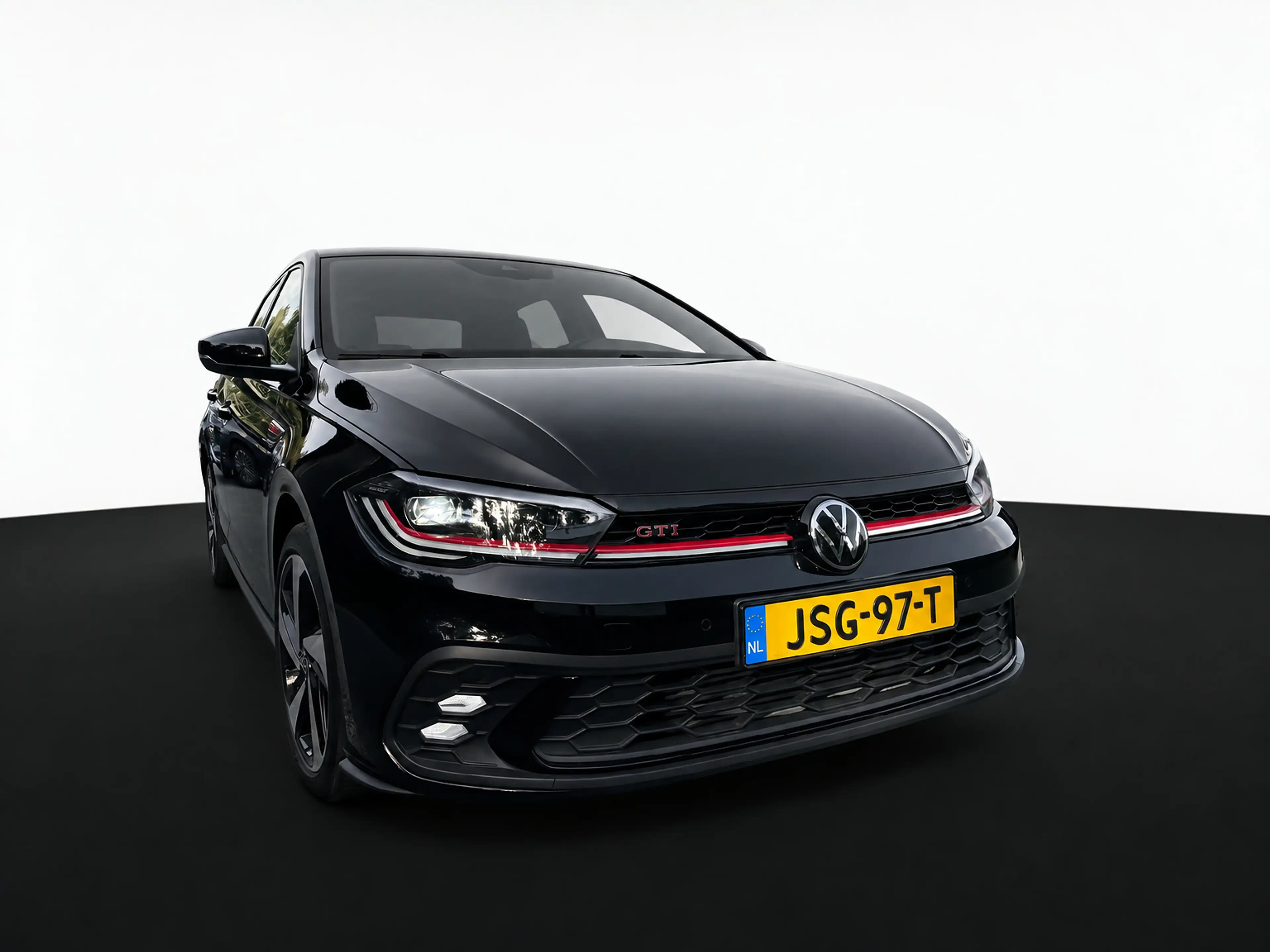 Volkswagen Polo GTI 2.0 TSI TSI 210PK DSG GTI-SPORT IQ-LIGHT/PDC/CARPL — photo 17