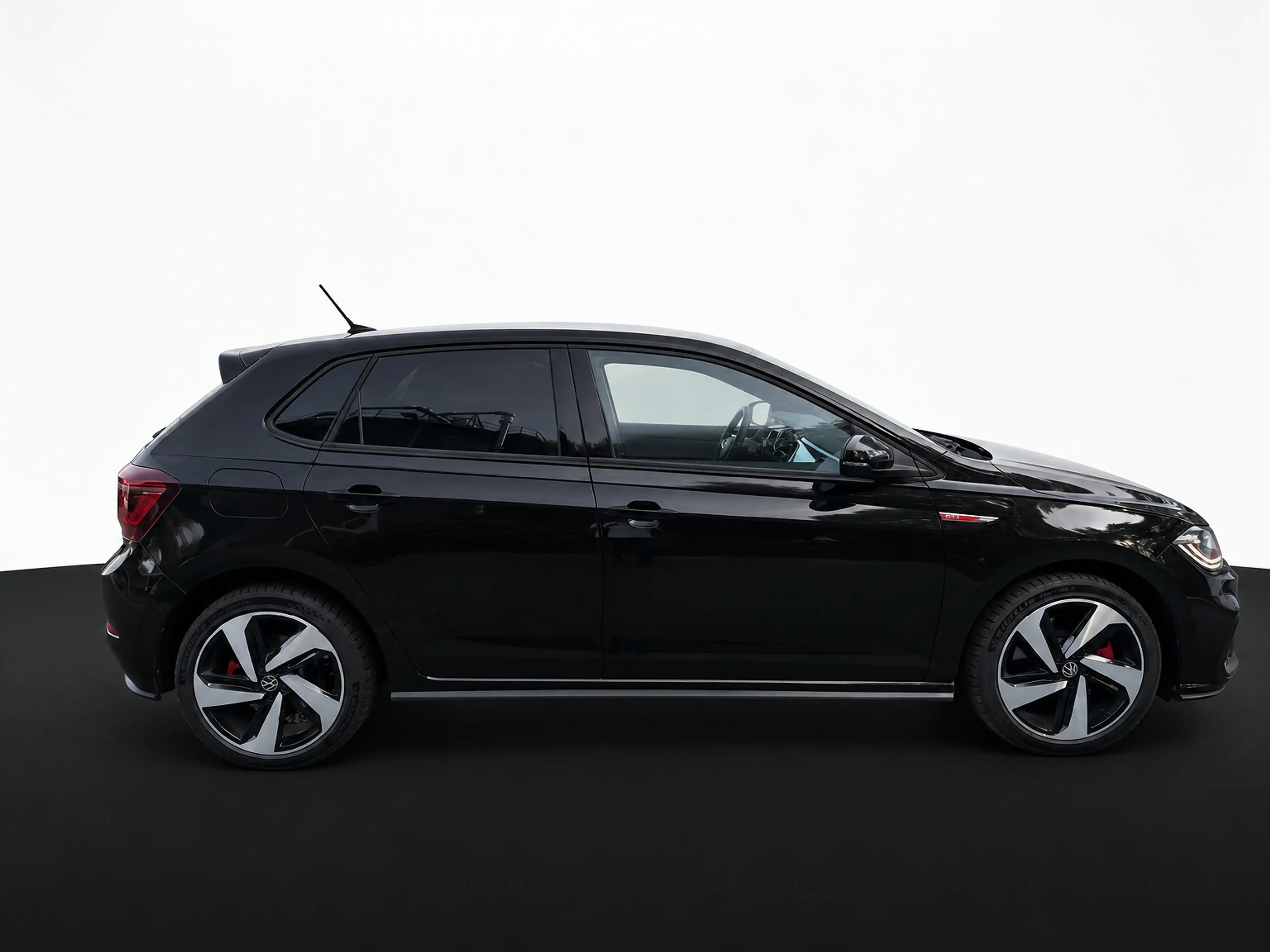 Volkswagen Polo GTI 2.0 TSI TSI 210PK DSG GTI-SPORT IQ-LIGHT/PDC/CARPL — photo 13