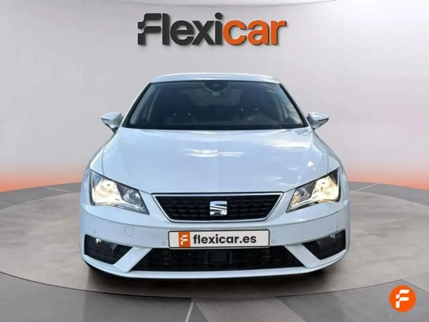 SEAT Leon ST 1.5 TSI S&S Style 130 Blanc - 2