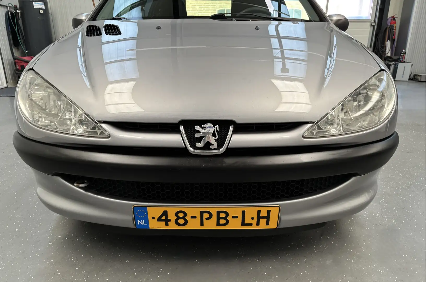 Peugeot 206 SW 1.4 Pop' Art MANUAL Gris - 2