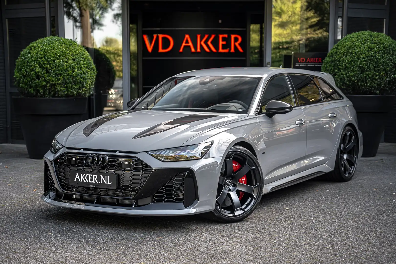 AUDI Rs6