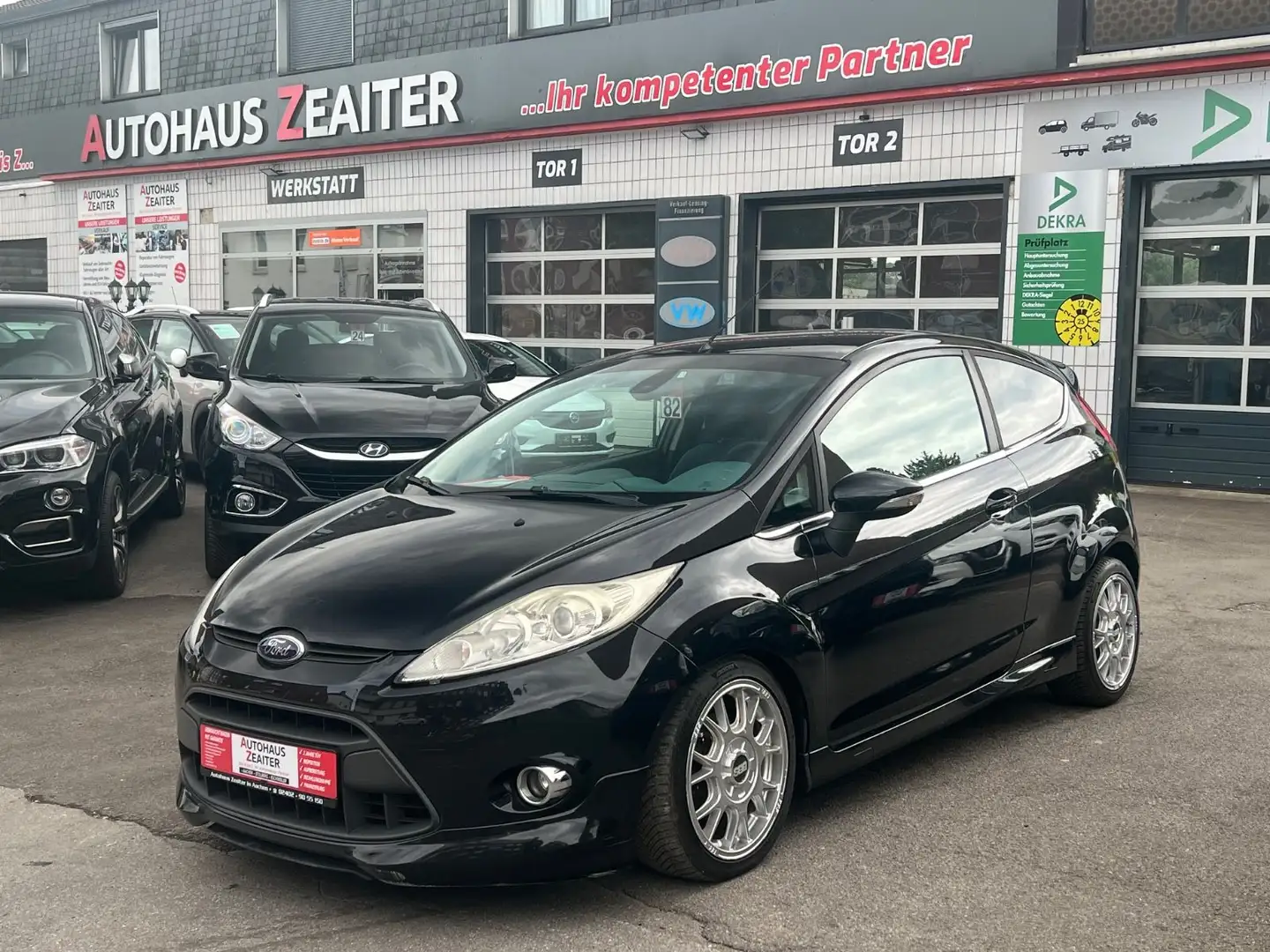 Ford Fiesta Trend *TÜV*INS* Negru - 1