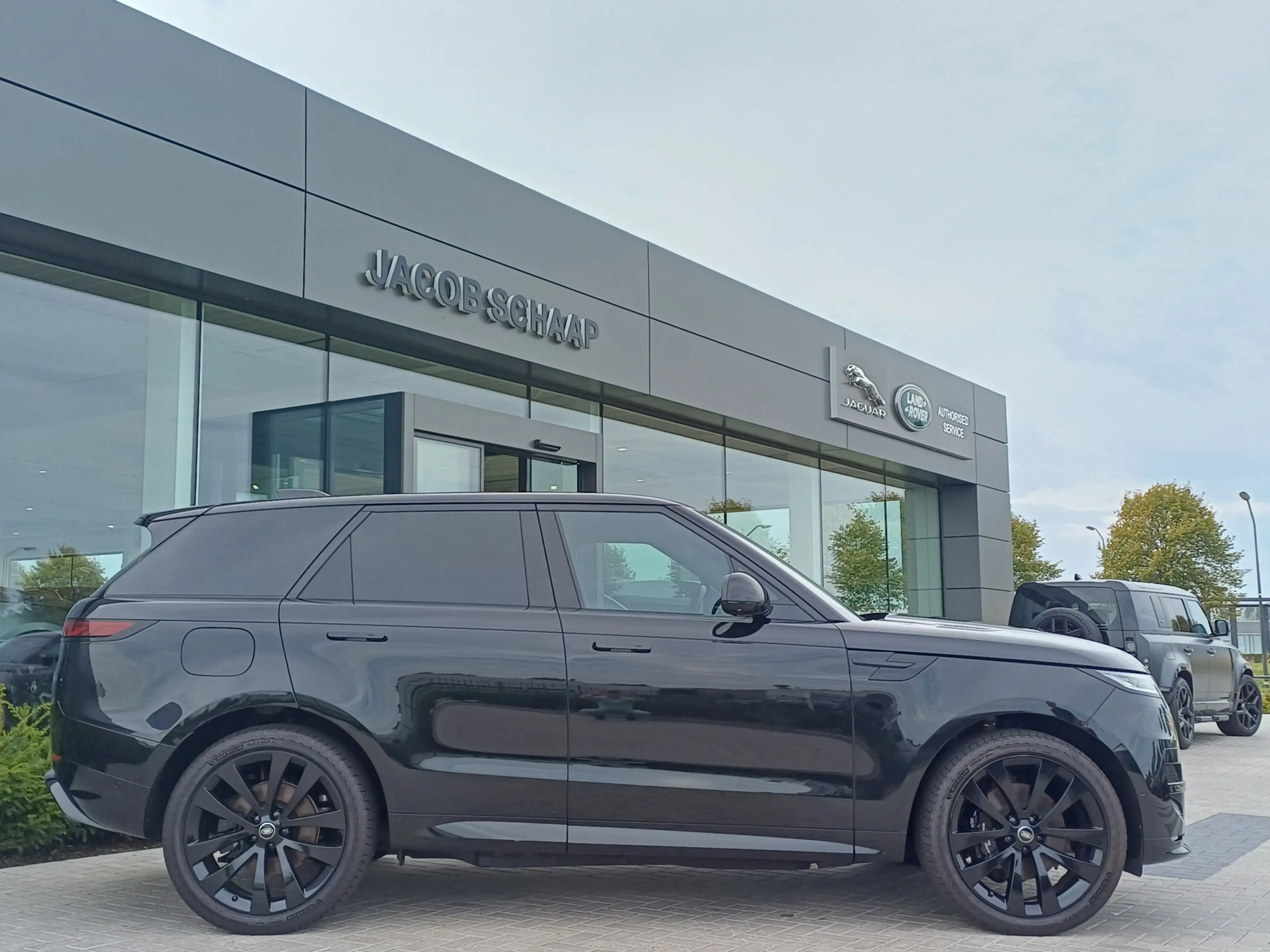 Land Rover Range Rover Sport P460e 6-cil. AWD Dynamic SE | Soft Close | Panoram — photo 14