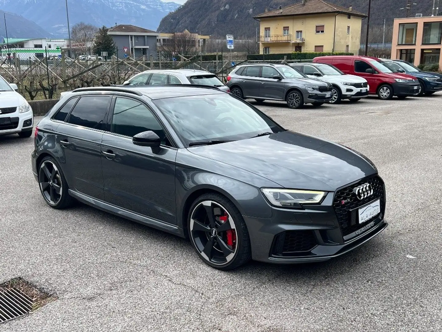 Audi RS 3 SPB Grau - 2