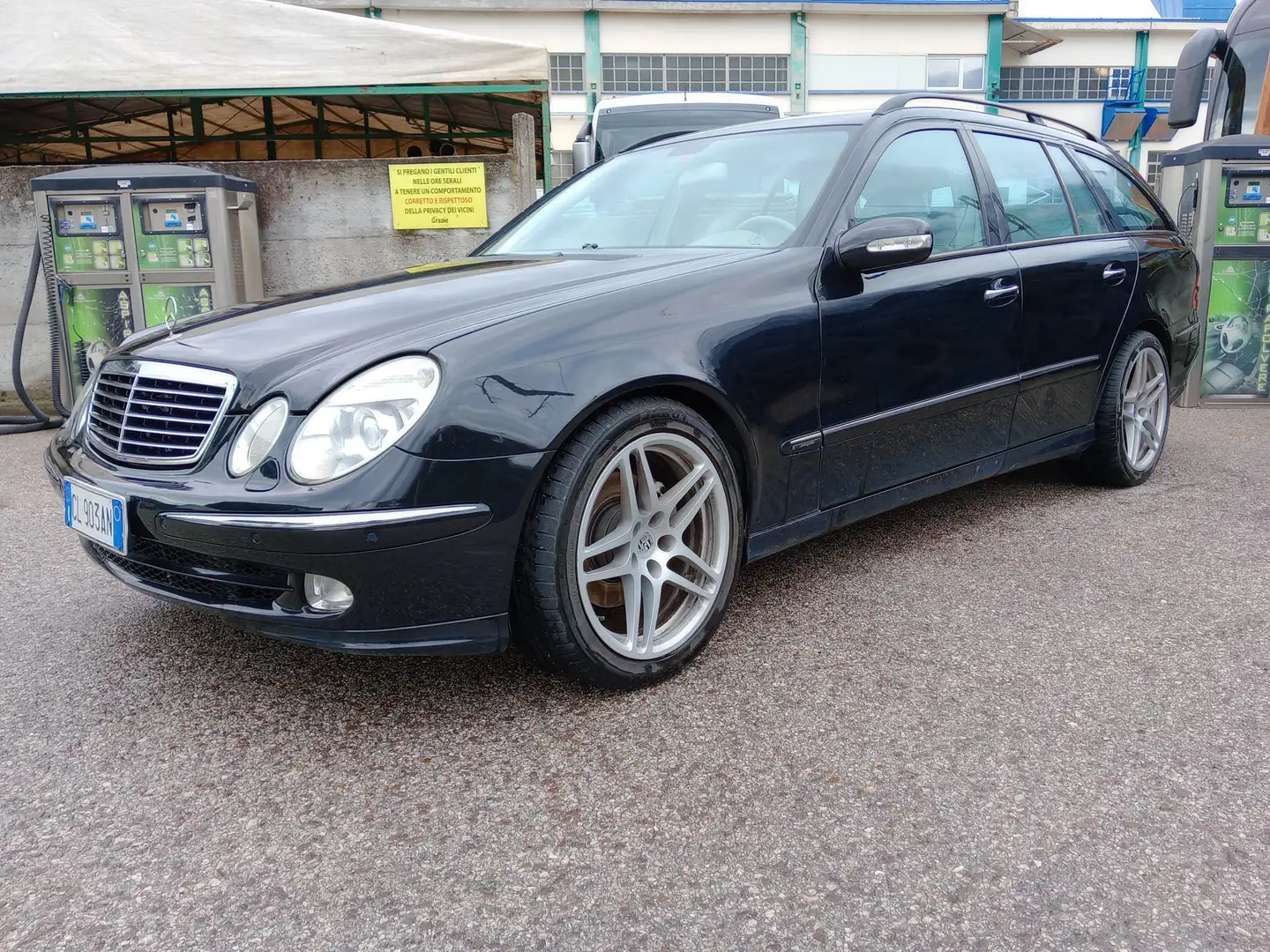Mercedes-Benz E 320 Classe E 320 CDI AVANTGARDE GANCIO CARRELLO Noir - 1
