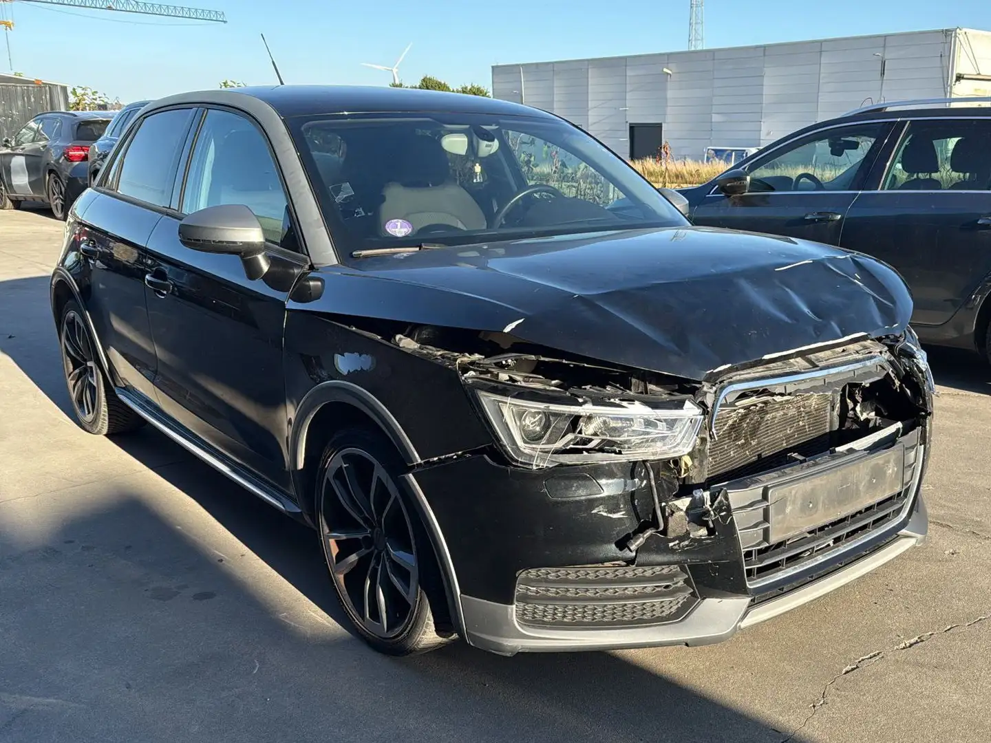 Audi A1 A1 Sportback 1.4 TFSI 125 Active Zwart - 2