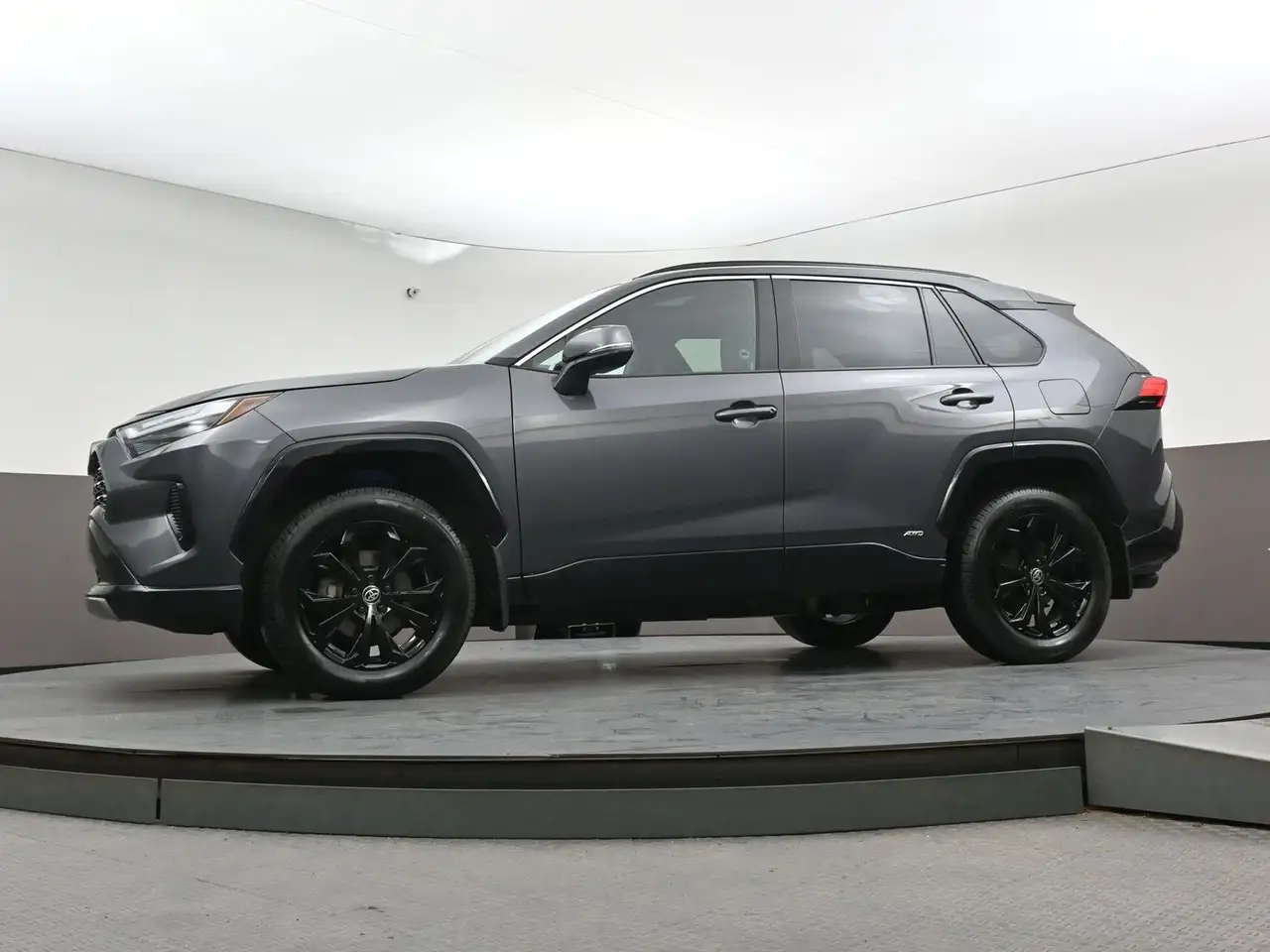 Toyota RAV 4 снимка Toyota RAV 4