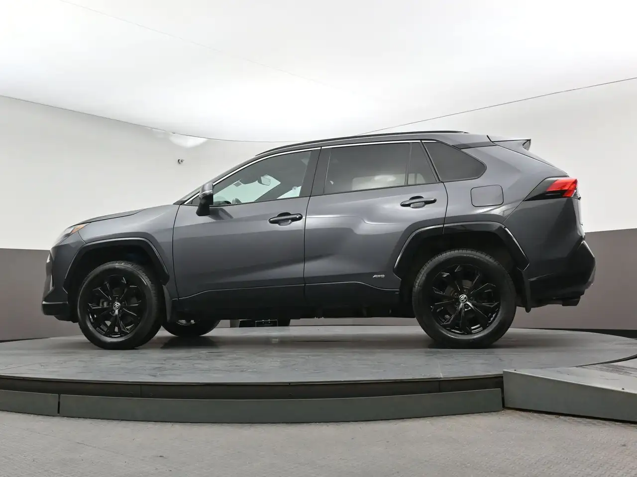 Toyota RAV 4 снимка Toyota RAV 4