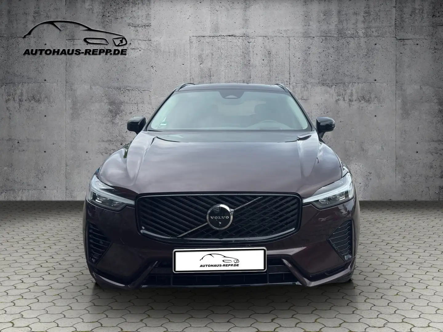 Volvo XC60 T8 AWD Ultra DarkPlug-in Hybrid Червоний - 2