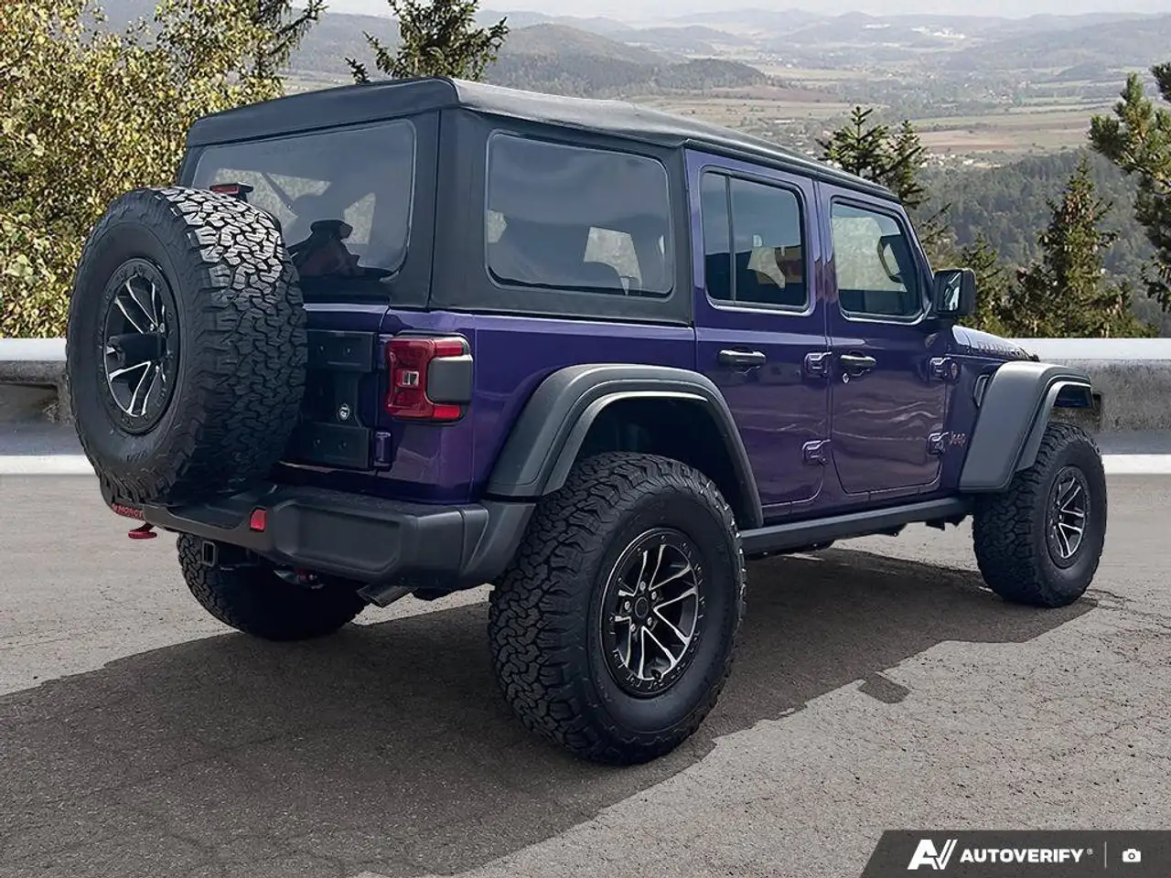 Jeep Wrangler photo Jeep Wrangler