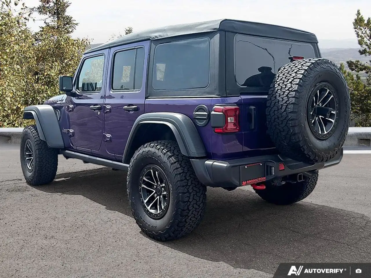 Jeep Wrangler photo Jeep Wrangler