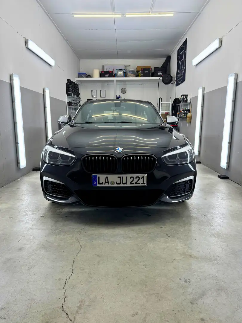 BMW 140 1er (5-Türer) M140i xDrive Sport-Aut. Schwarz - 1