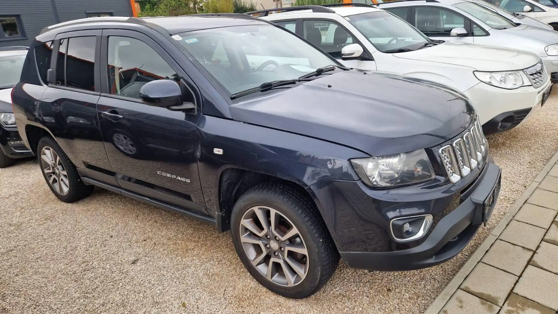 Jeep Compass Compass 2,2 CRD North 4WD North Schwarz - 2