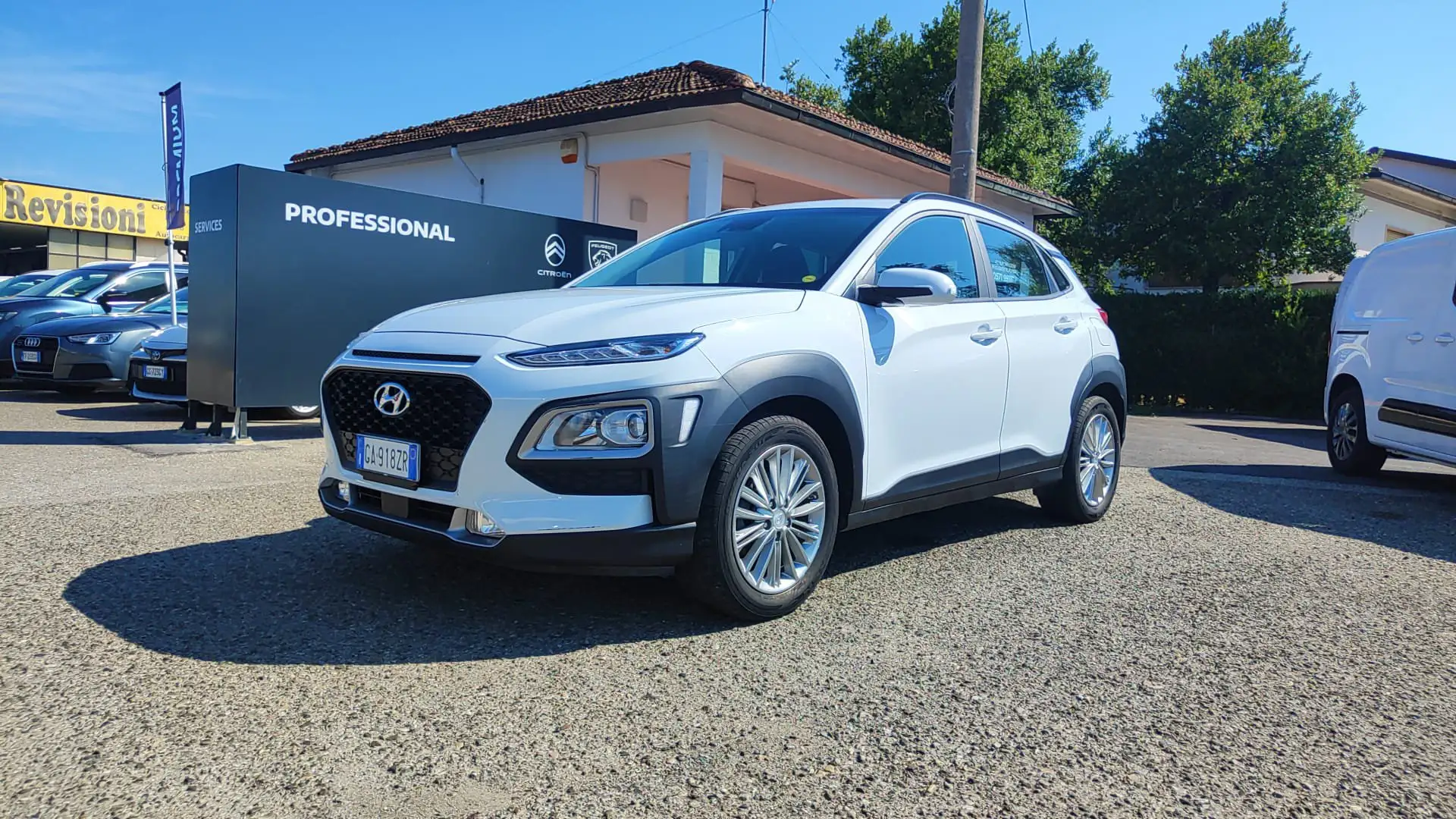 Hyundai KONA Kona 1.0 T-GDI XTech Білий - 1
