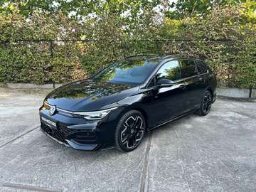 Golf Variant 1.5 eTSI OPF DSG R-Line