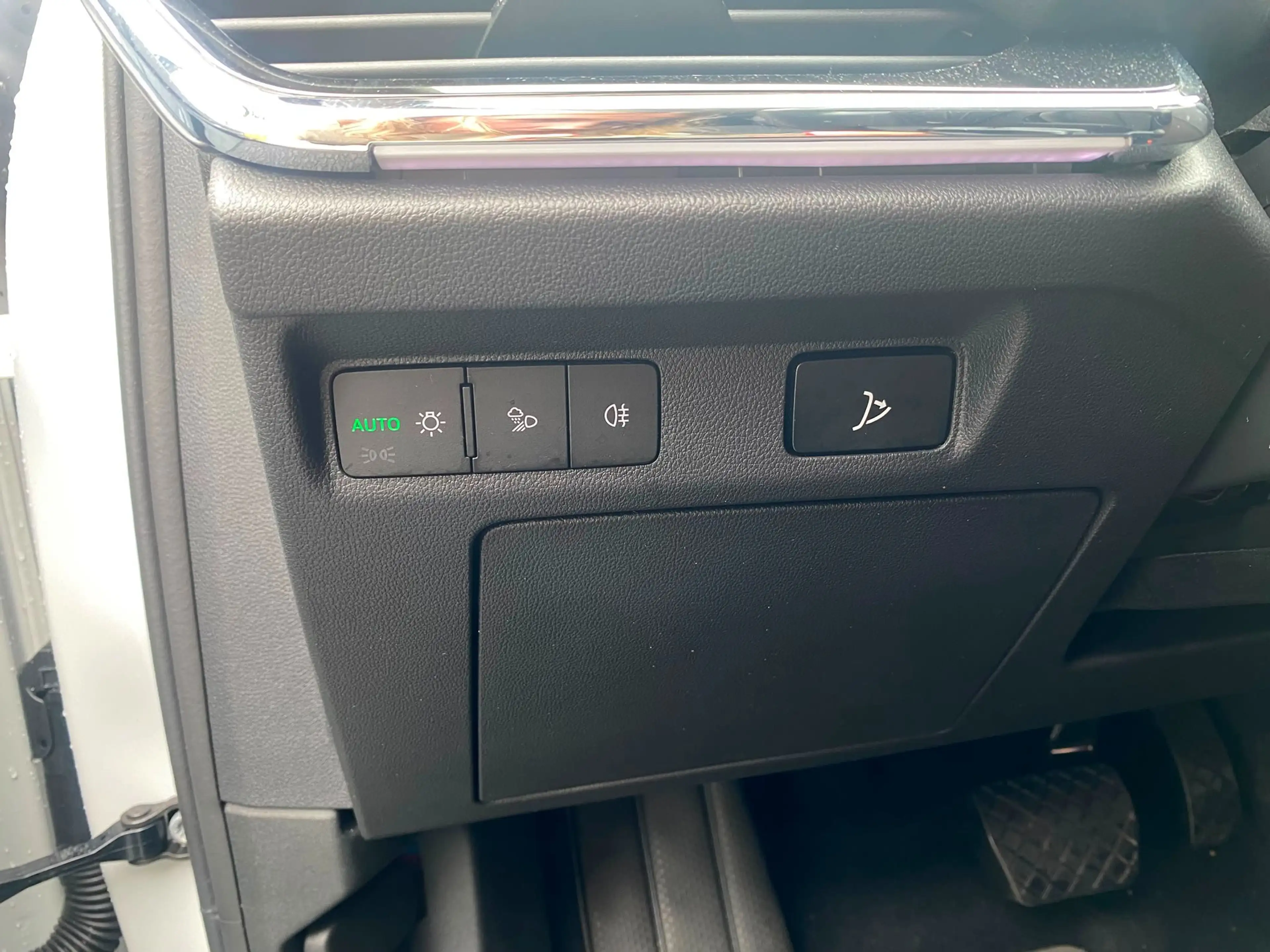 Skoda Enyaq 80 Suite — photo 10