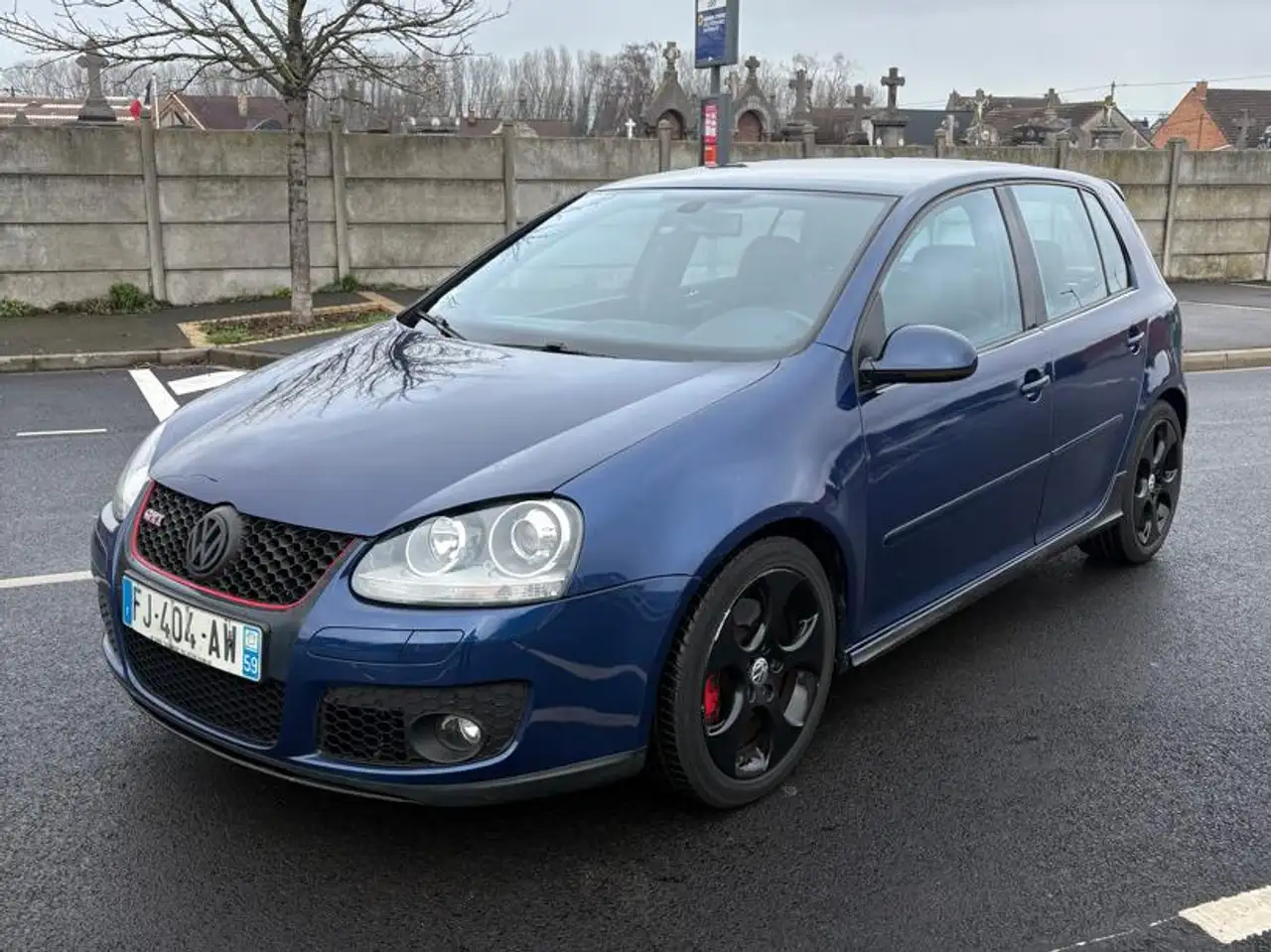 Volkswagen Golf GTI 2.0 T 16S FSI 200