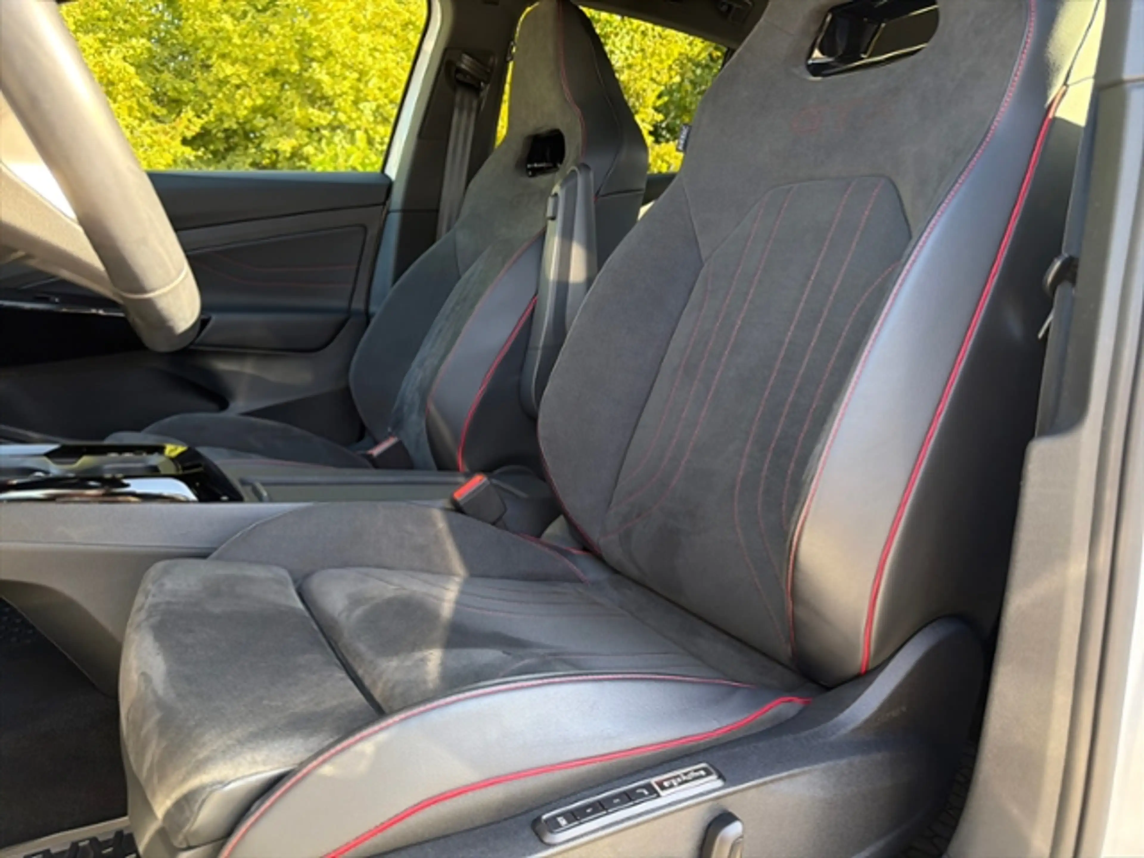 Volkswagen ID.5 GTX 4MOTION LED-MATRIX AHK ELEKTR.HECKKL. KEYLESS — photo 12