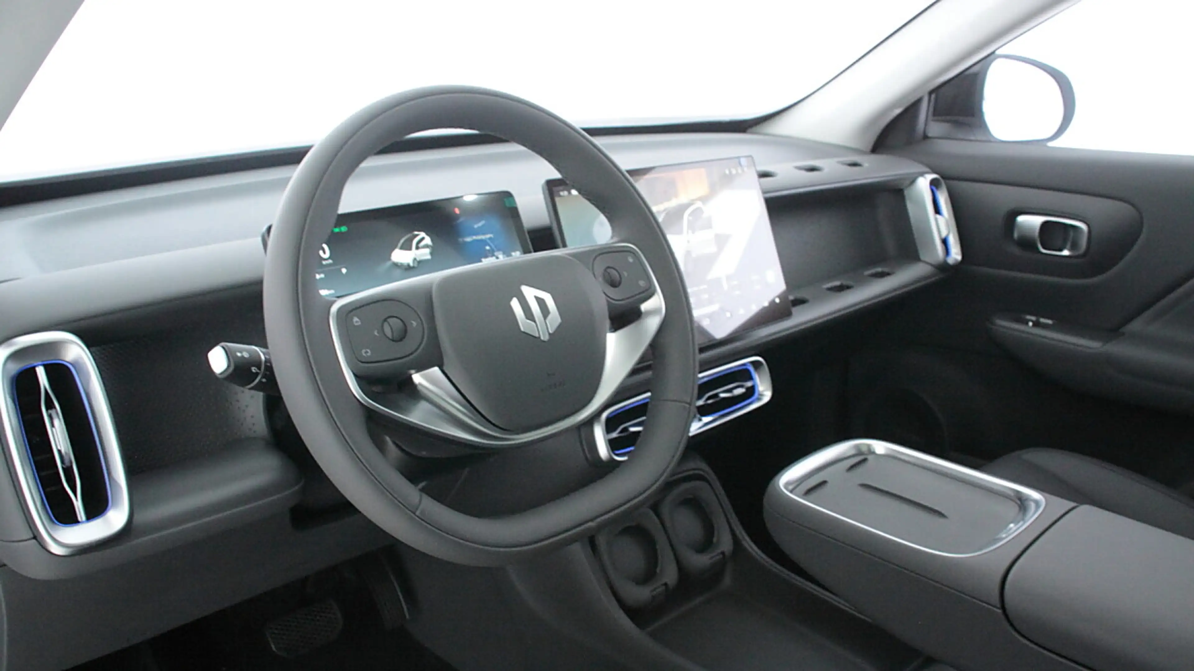 Leapmotor B10 67,1Wh Design Pro Max — photo 6