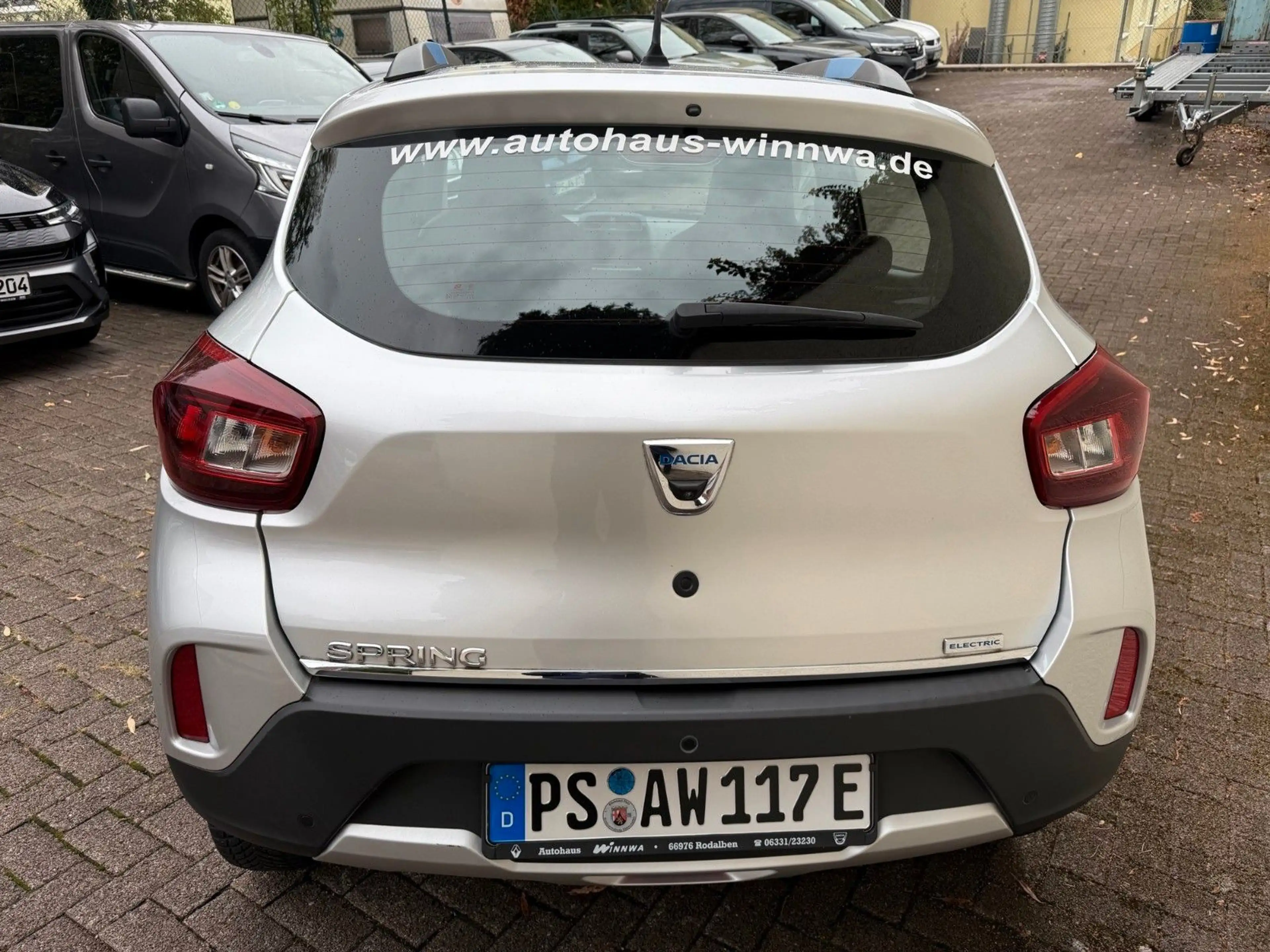 Dacia Spring Business — photo 5